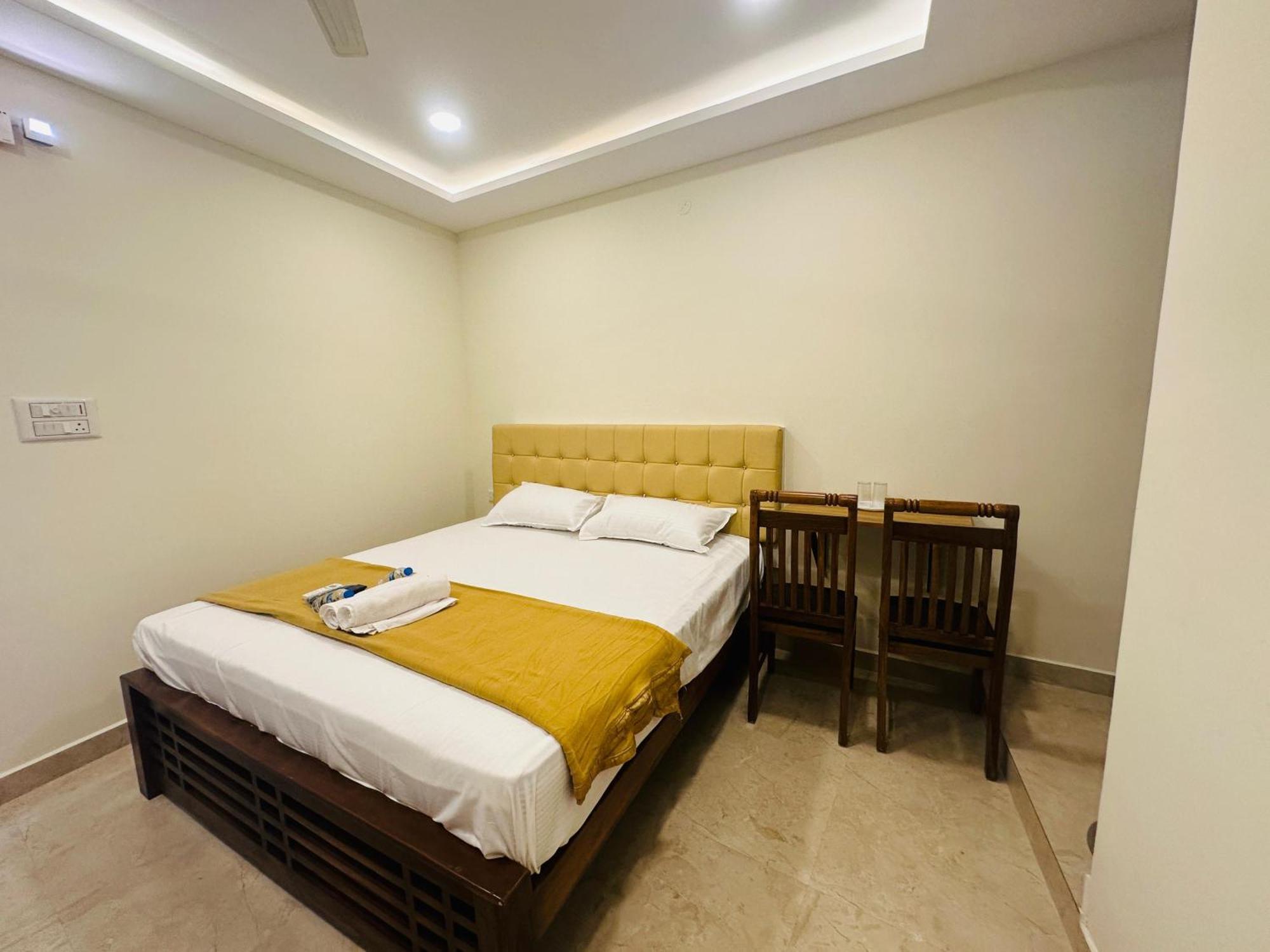 Mahadeepam Residency Villa Tiruvannāmalai Buitenkant foto