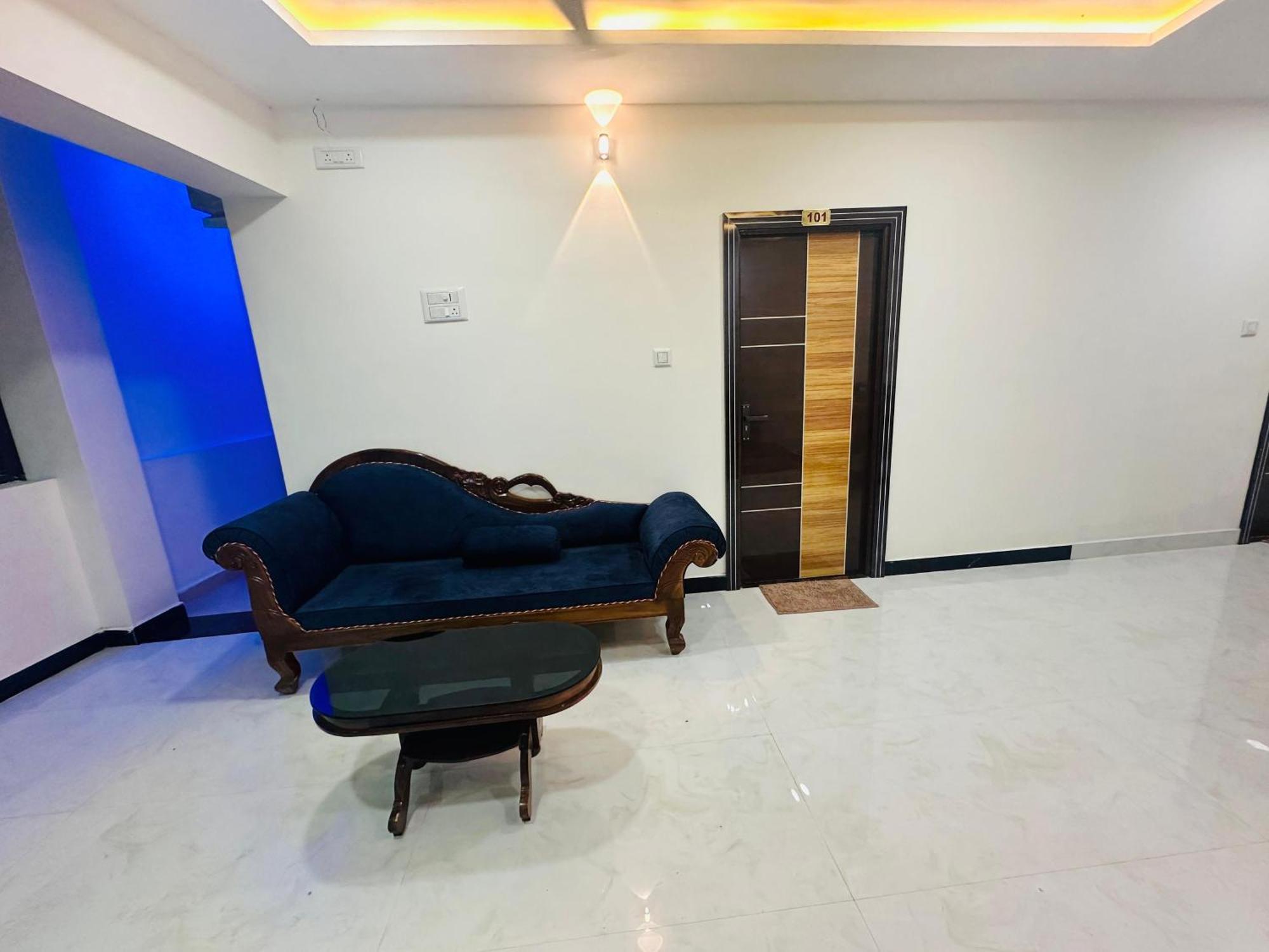 Mahadeepam Residency Villa Tiruvannāmalai Buitenkant foto