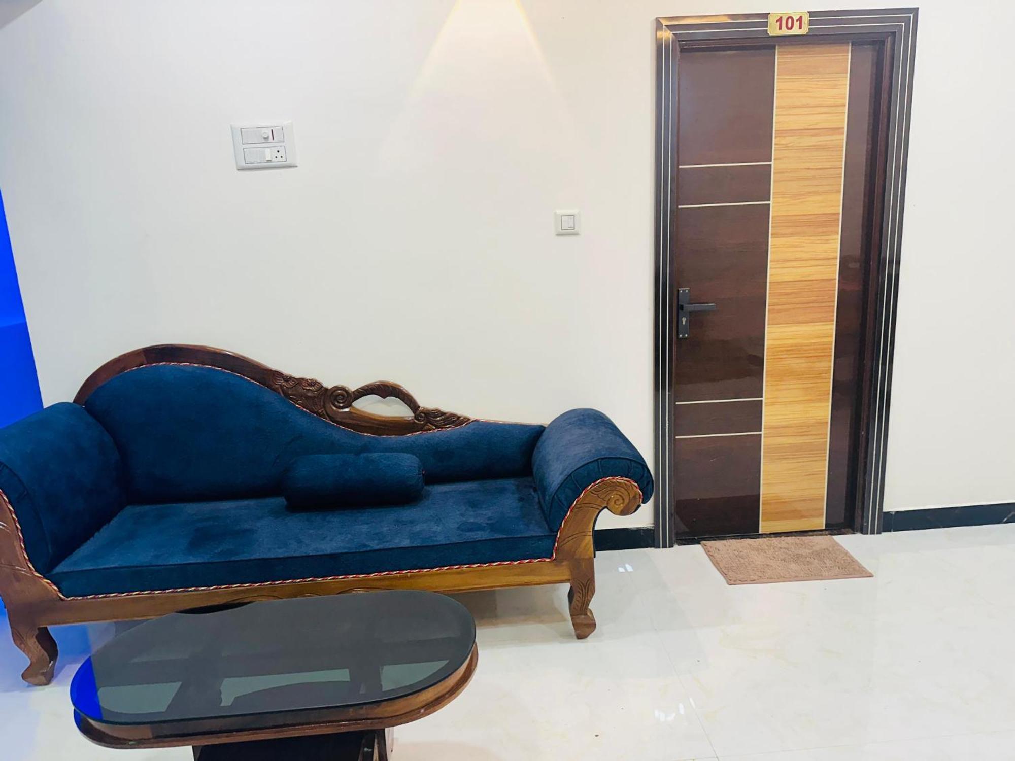 Mahadeepam Residency Villa Tiruvannāmalai Buitenkant foto